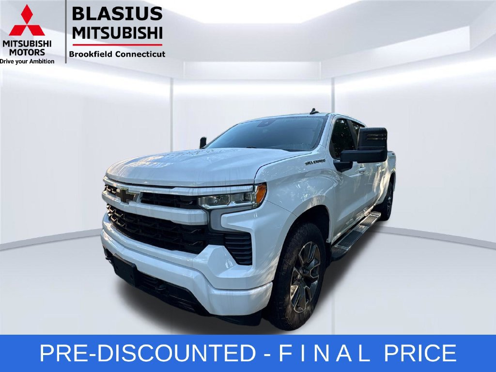 Used 2024 Chevrolet Silverado 1500 RST w/ Protection Package AWD/4WD image 3