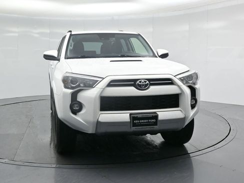 Used 2024 Toyota 4Runner TRD Off-Road image 51