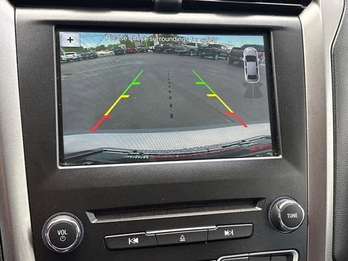 Used 2017 Ford Fusion Energi SE FWD image 14