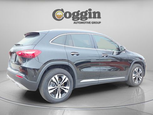 Used 2025 Mercedes-Benz GLA 250 image 7