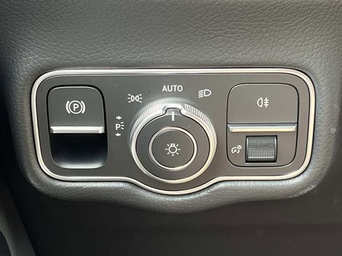 Used 2025 Mercedes-Benz G 63 AMG 4MATIC image 26