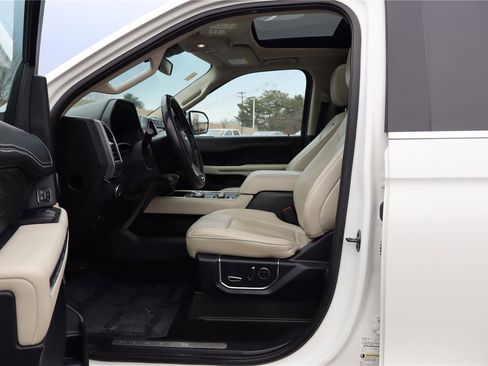 Used 2020 Ford Expedition Max Platinum image 14
