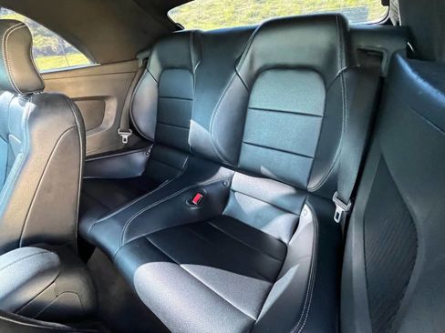 Used 2016 Ford Mustang Premium image 21