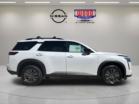 New 2026 Nissan Pathfinder SV AWD/4WD image 2