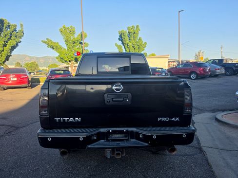 Used 2014 Nissan Titan PRO-4X AWD/4WD image 4