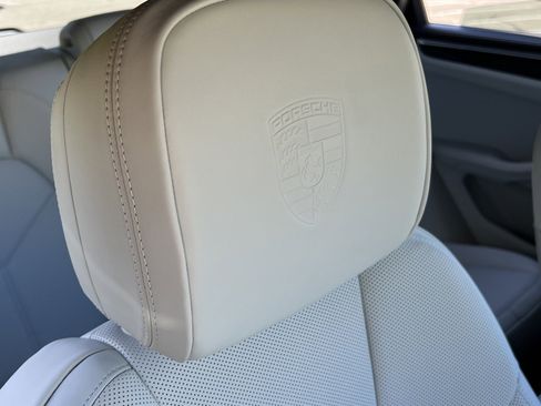 New 2026 Porsche Macan image 34