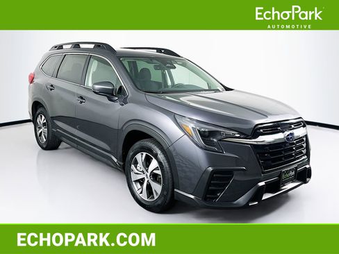 Used 2025 Subaru Ascent Premium image 1
