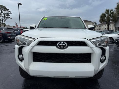 Used 2018 Toyota 4Runner SR5 RWD image 3