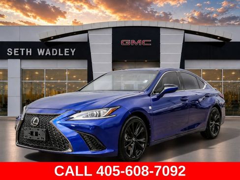Used 2022 Lexus ES 350 F Sport w/ Accessory Package 2 FWD image 3