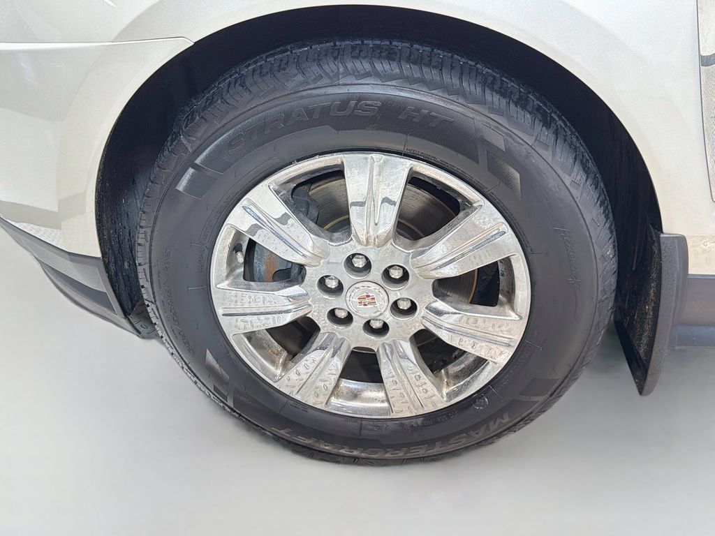 Used 2014 Cadillac SRX Luxury AWD/4WD image 30