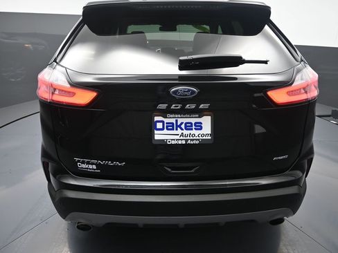Used 2024 Ford Edge Titanium image 33