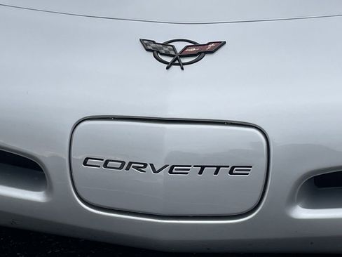 Used 1999 Chevrolet Corvette Coupe image 9