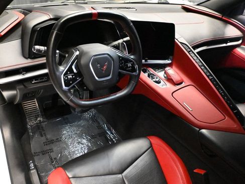Used 2021 Chevrolet Corvette Stingray Preferred Cpe w/ Z51 Performance Package RWD image 9