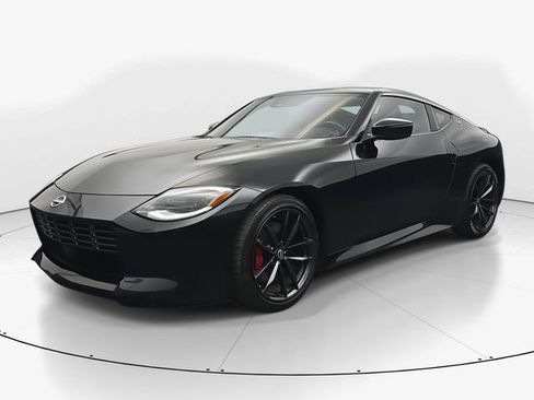 Used 2024 Nissan Z Performance w/ Floor Mat Package image 5