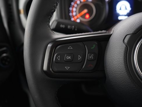 Used 2025 Jeep Wrangler Unlimited Sport AWD/4WD image 27