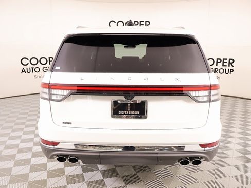 New 2026 Lincoln Aviator Reserve image 23