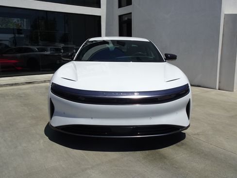 Used 2024 Lucid Air Touring AWD/4WD image 2