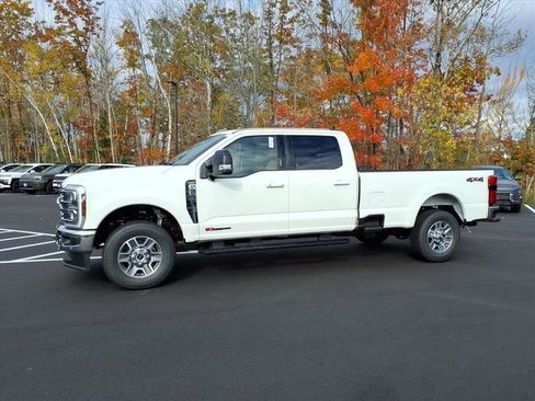 New 2026 Ford F350 Lariat w/ Lariat Premium Package image 4