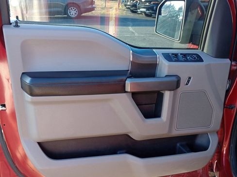 Used 2016 Ford F150 XLT w/ Equipment Group 302A Luxury image 11