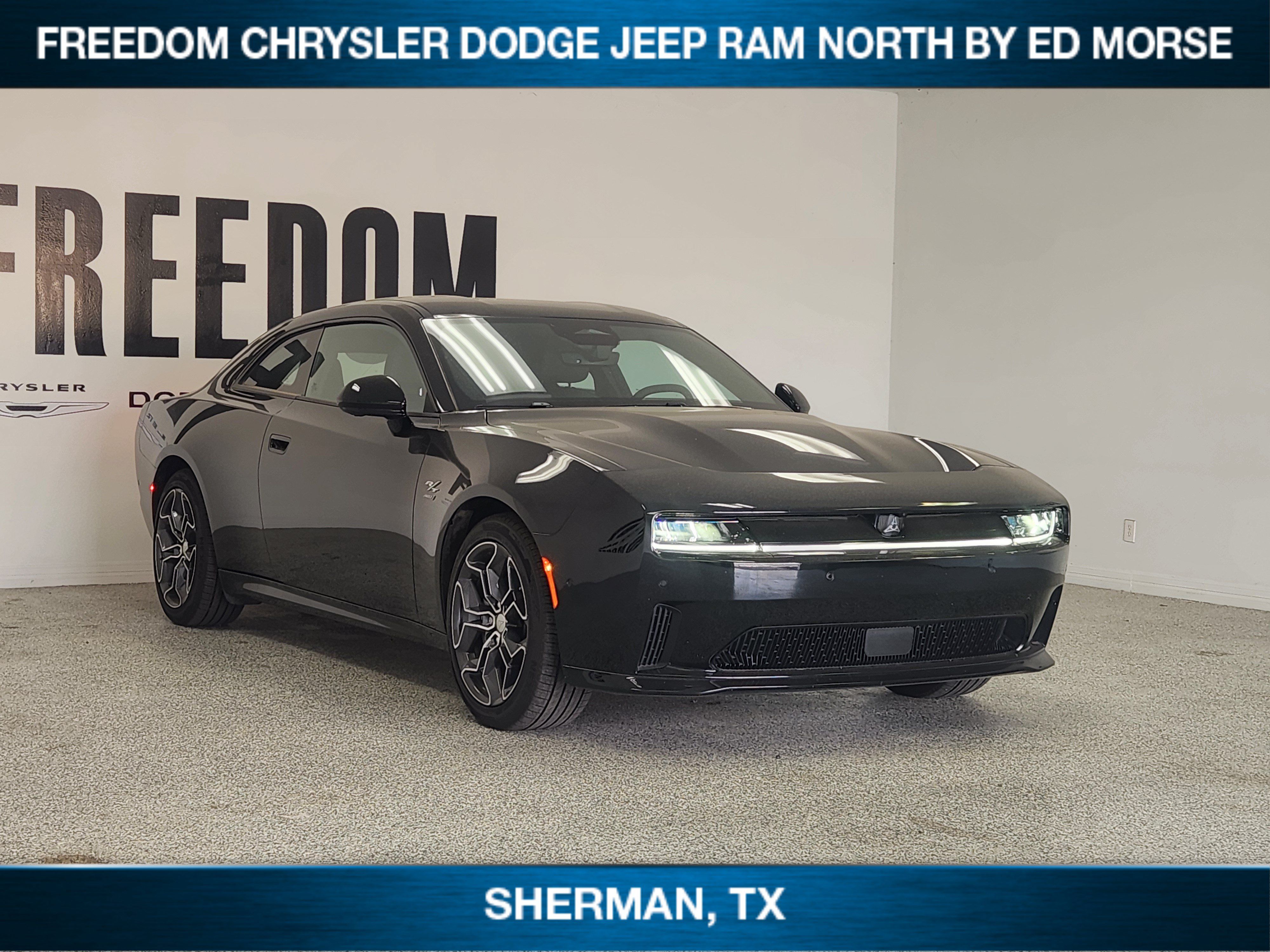 New 2025 Dodge Charger Daytona R/T w/ Plus Group AWD/4WD image 2