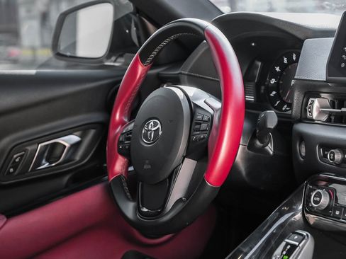 Used 2022 Toyota Supra Premium image 16