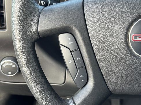 Used 2024 GMC Savana 2500 w/ Driver Convenience Package image 11