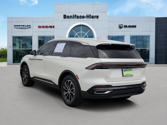 Used 2025 Lincoln Nautilus Premier w/ Equipment Group 102A AWD/4WD image 4