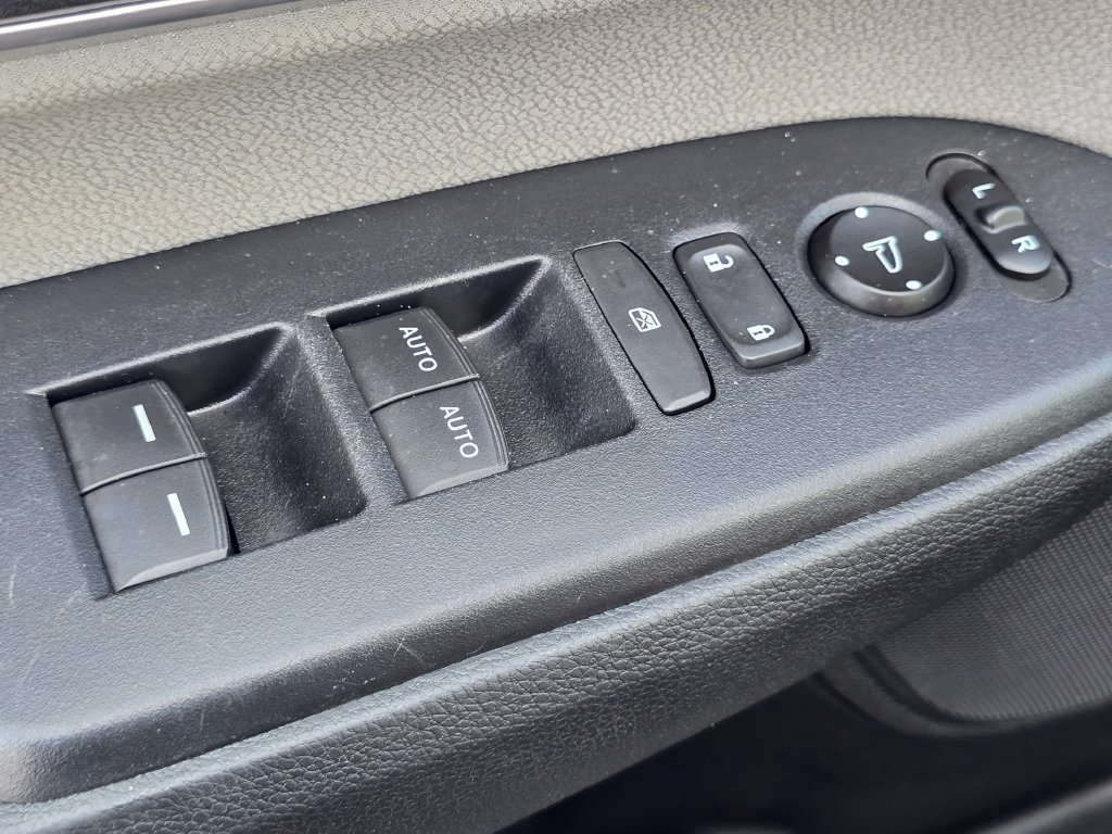Used 2019 Honda CR-V EX image 25