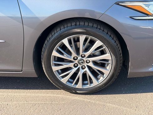 Used 2020 Lexus ES 350 w/ Premium Package FWD image 10