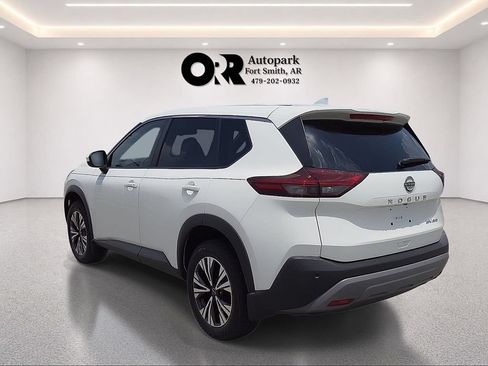 Used 2023 Nissan Rogue SV AWD/4WD image 4
