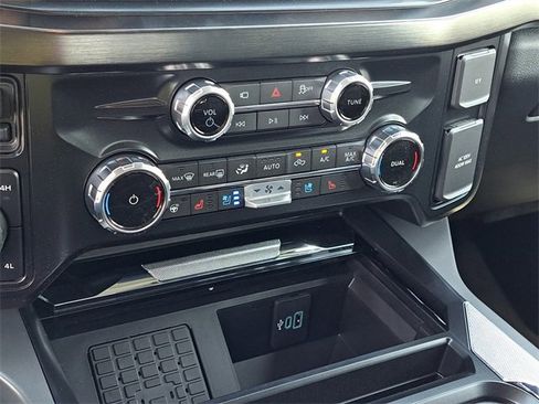 New 2025 Ford F350 Lariat w/ Lariat Ultimate Package image 40