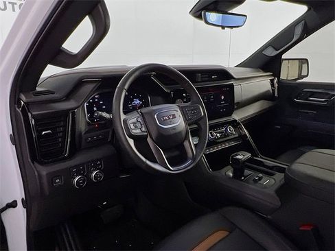 Used 2025 GMC Sierra 1500 AT4 w/ AT4 Premium Package image 36