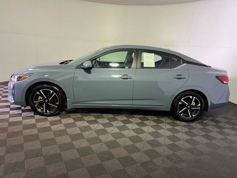 Used 2024 Nissan Sentra SV FWD image 4