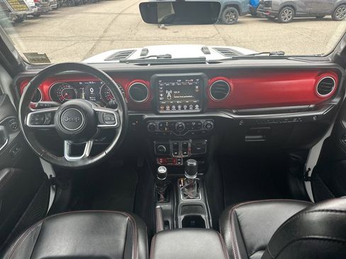 Used 2022 Jeep Wrangler Rubicon w/ Steel Bumper Group image 16