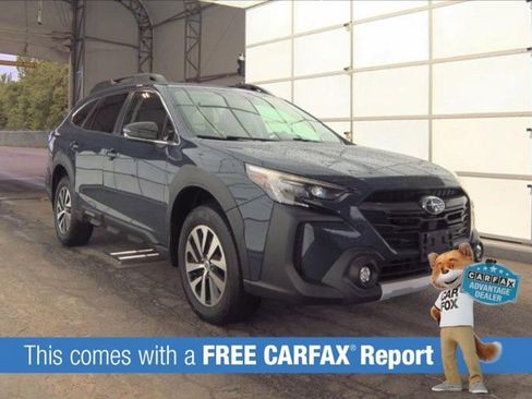Used 2023 Subaru Outback Premium AWD/4WD image 2