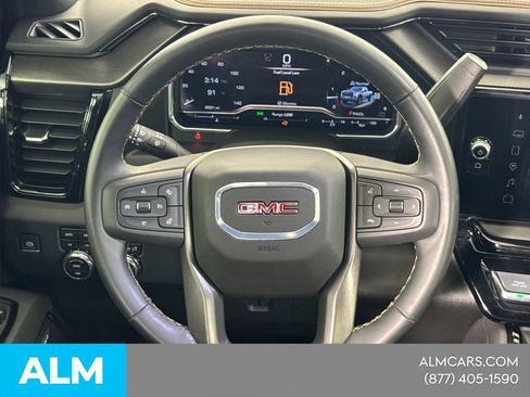 Used 2025 GMC Sierra 2500 AT4 w/ AT4 Premium Plus Package AWD/4WD image 28