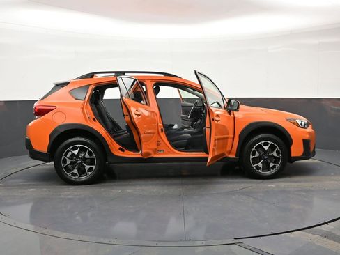 Used 2019 Subaru Crosstrek 2.0i Premium w/ Eyesight System image 32