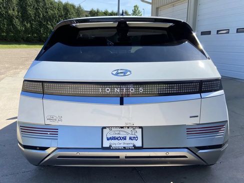 Used 2024 Hyundai Ioniq 5 Limited AWD/4WD image 6