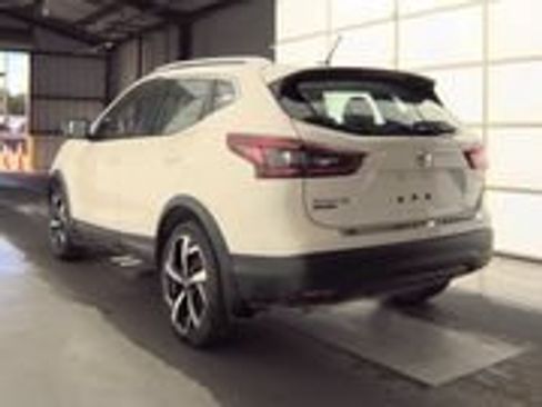 Used 2022 Nissan Rogue Sport SL w/ Premium Package AWD/4WD image 5