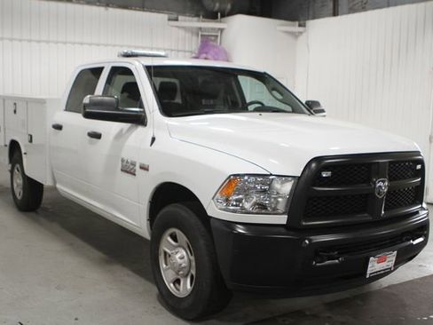 Used 2017 RAM 3500 Tradesman RWD image 1