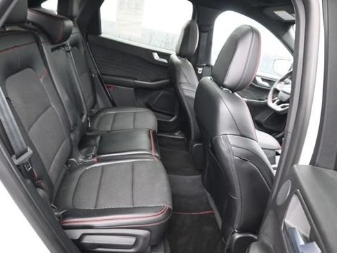 Used 2023 Ford Escape ST-Line Select w/ Tech Pack #2 AWD/4WD image 8