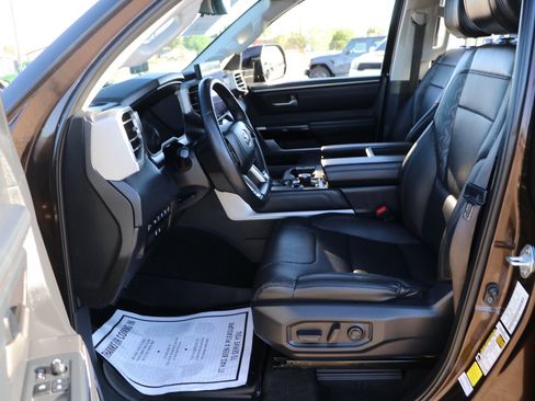 Used 2022 Toyota Tundra Limited AWD/4WD image 13