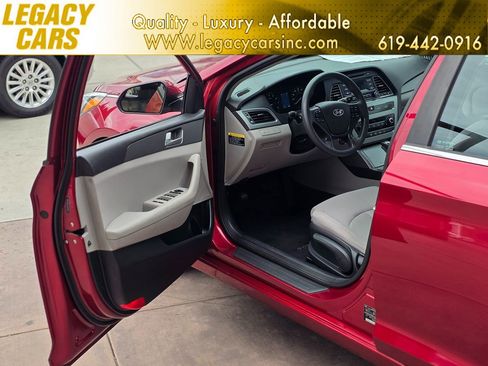 Used 2015 Hyundai Sonata SE image 44