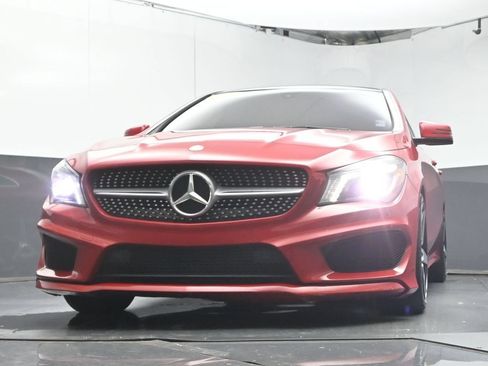 Used 2015 Mercedes-Benz CLA 250 image 32