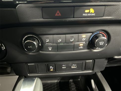 Used 2023 Nissan Frontier S w/ Technology Package image 18