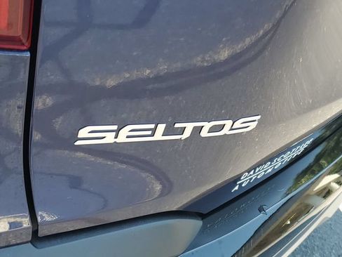 Used 2024 Kia Seltos EX FWD image 26