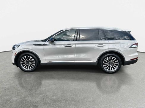 Used 2023 Lincoln Aviator Reserve RWD image 5