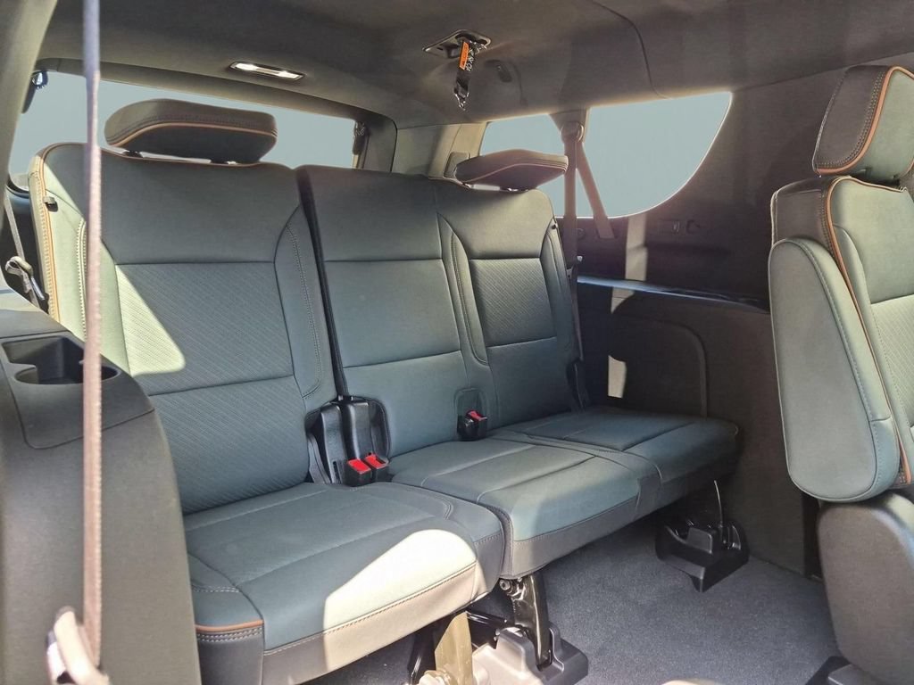 New 2026 GMC Yukon XL AT4 AWD/4WD image 27
