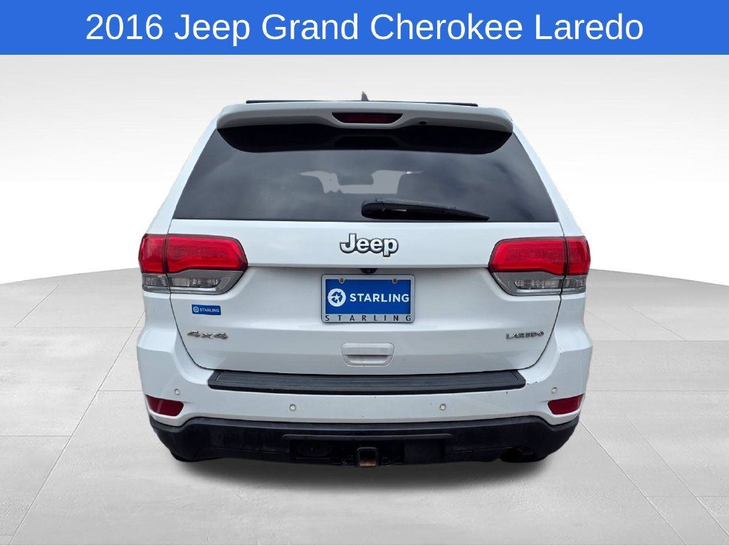 Used 2016 Jeep Grand Cherokee Laredo w/ Quick Order Package 23E AWD/4WD image 8
