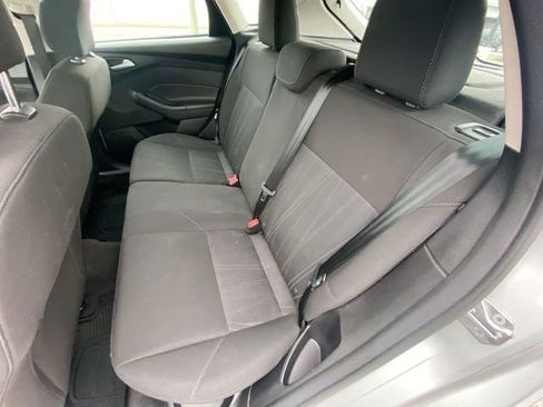 Used 2015 Ford Focus SE w/ SE Sport Package image 15